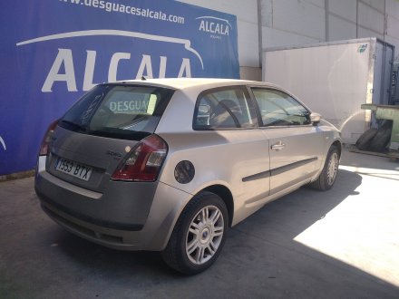 Vehiculo en el desguace: FIAT STILO (192) 1.6 16V Active