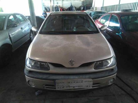 Vehiculo en el desguace: RENAULT LAGUNA (B56) 1.9 dTi RT