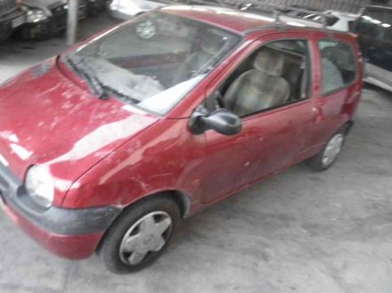 Vehiculo en el desguace: RENAULT TWINGO (CO6) 1.2 (C066/67/68)