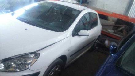 Vehiculo en el desguace: PEUGEOT 307 (S1) XT