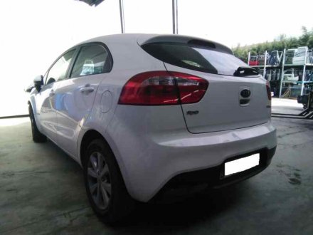 Vehiculo en el desguace: KIA RIO Drive