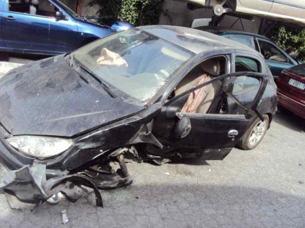 Vehiculo en el desguace: PEUGEOT 206 BERLINA XR