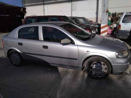 Vehiculo en el desguace: OPEL ASTRA G BERLINA Club