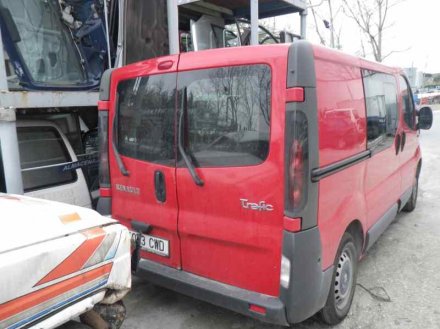 Vehiculo en el desguace: RENAULT TRAFIC COMBI (AB 4.01) 6 - plazas, acristalado parcial, combi corto