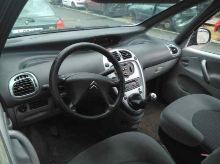 Vehiculo en el desguace: CITROËN XSARA PICASSO 1.6 HDi 90 X