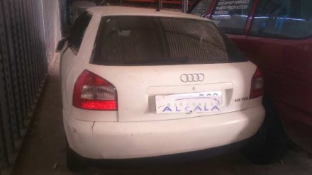 Vehiculo en el desguace: AUDI A3 (8L) 1.9 TDI Ambiente