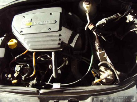 Vehiculo en el desguace: RENAULT CLIO II FASE I (B/CBO) 1.9 D
