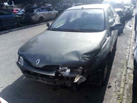 Vehiculo en el desguace: RENAULT LAGUNA (B56) 2.0 16V RTI (B56D)