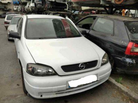 Vehiculo en el desguace: OPEL ASTRA G BERLINA Club