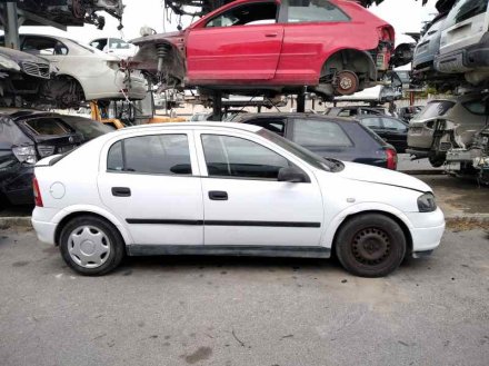 Vehiculo en el desguace: OPEL ASTRA G BERLINA Club