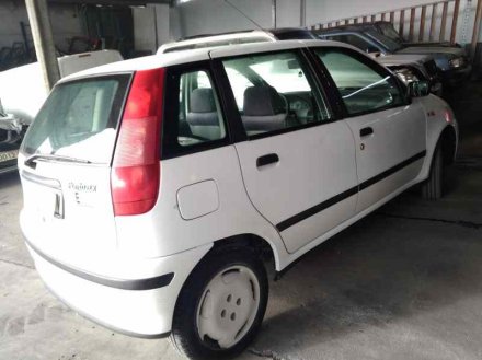 Vehiculo en el desguace: FIAT PUNTO BERL. (176) 75 ELX