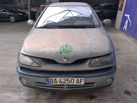 Vehiculo en el desguace: RENAULT LAGUNA (B56) 1.9 dCi Diesel CAT