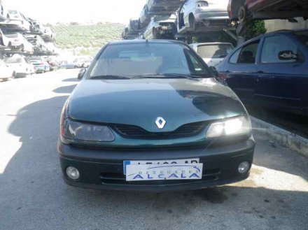 Vehiculo en el desguace: RENAULT LAGUNA (B56) 2.2 dT RXE