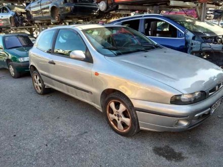 Vehiculo en el desguace: FIAT BRAVO (182) JTD 100 Sport