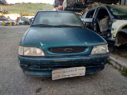 Vehiculo en el desguace: FORD ESCORT BERLINA/TURNIER CL Berlina