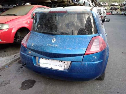 Vehiculo en el desguace: RENAULT MEGANE II BERLINA 5P Confort Authentique