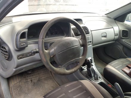 Vehiculo en el desguace: RENAULT LAGUNA (B56) 1.9 dCi Diesel CAT