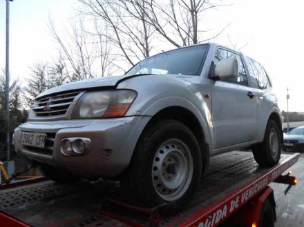 Vehiculo en el desguace: MITSUBISHI MONTERO (V60/V70) 3.2 DI-D GLS (3-ptas.)