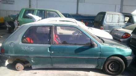 Vehiculo en el desguace: PEUGEOT 106 (S1) Kid