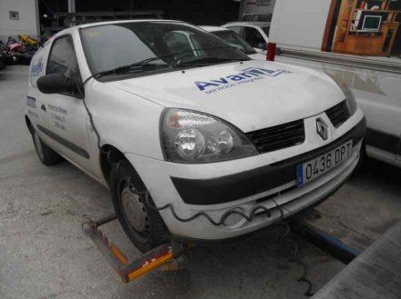 Vehiculo en el desguace: RENAULT CLIO II FASE II (B/CB0) Authentique