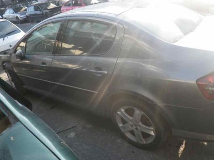 Vehiculo en el desguace: PEUGEOT 407 ST Confort