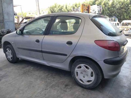 Vehiculo en el desguace: PEUGEOT 206 BERLINA XT