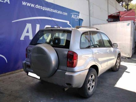 Vehiculo en el desguace: TOYOTA RAV 4 (A2) 2.0 D4-D Sol 4X4