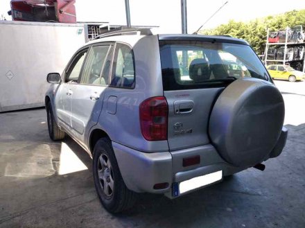 Vehiculo en el desguace: TOYOTA RAV 4 (A2) 2.0 D4-D Sol 4X4