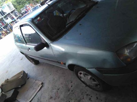 Vehiculo en el desguace: FORD FIESTA BERLINA (DX) Ambiente