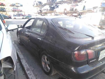 Vehiculo en el desguace: NISSAN PRIMERA BERLINA (P11) Básico