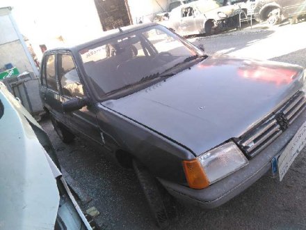 Vehiculo en el desguace: PEUGEOT 205 BERLINA 1.8 D Mito