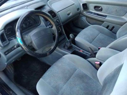 Vehiculo en el desguace: RENAULT LAGUNA (B56) 1.6 16V RT