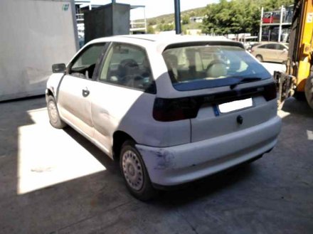 Vehiculo en el desguace: SEAT IBIZA (6K) Básico