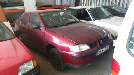 Vehiculo en el desguace: SEAT CORDOBA BERLINA (6K2) Stella