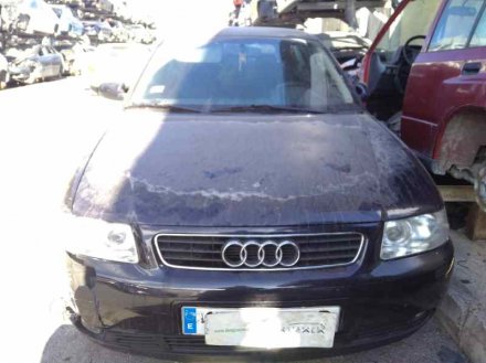 Vehiculo en el desguace: AUDI A3 (8L) 1.9 TDI Ambiente