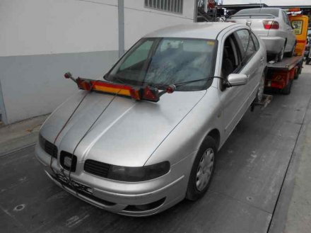Vehiculo en el desguace: SEAT LEON (1M1) Signo