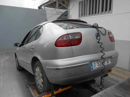 Vehiculo en el desguace: SEAT LEON (1M1) Signo