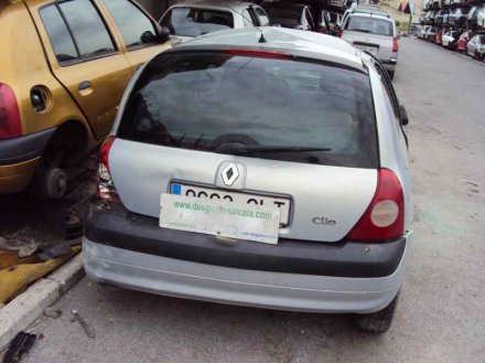 Vehiculo en el desguace: RENAULT CLIO II FASE II (B/CB0) Authentique