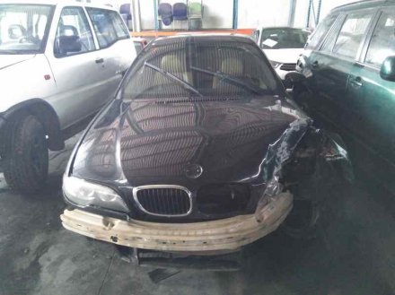 Vehiculo en el desguace: BMW SERIE 3 BERLINA (E46) 320d