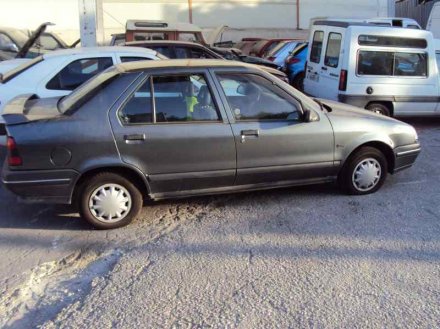 Vehiculo en el desguace: RENAULT 19 (B/C/L53) *