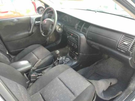 Vehiculo en el desguace: OPEL VECTRA B BERLINA Básico (1999->)