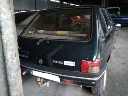 Vehiculo en el desguace: PEUGEOT 205 BERLINA 1.8 D Mito