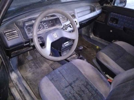 Vehiculo en el desguace: PEUGEOT 205 BERLINA 1.8 D Mito