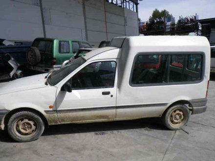 Vehiculo en el desguace: FORD FIESTA BERL./COURIER Surf