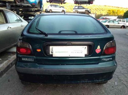 Vehiculo en el desguace: RENAULT MEGANE I BERLINA HATCHBACK (BA0) 1.6e RN