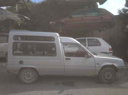 Vehiculo en el desguace: RENAULT RAPID/EXPRESS (F40) 1.6 D Familiar (F404)