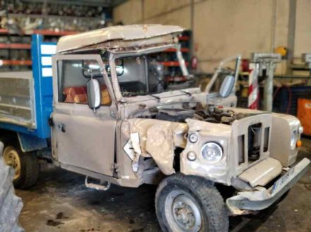 Vehiculo en el desguace: LAND ROVER SANTANA 109