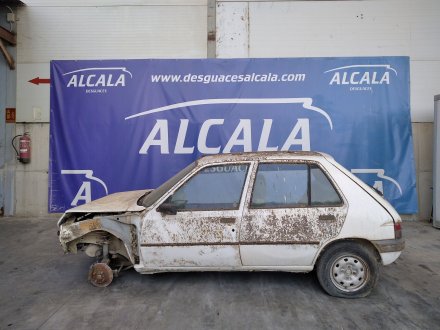 Vehiculo en el desguace: PEUGEOT 205 BERLINA 1.8 Diesel