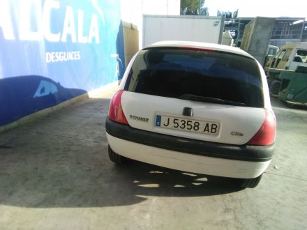 Vehiculo en el desguace: RENAULT CLIO II FASE I (B/CBO) 1.4 Alize