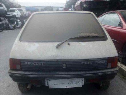 Vehiculo en el desguace: PEUGEOT 205 BERLINA 1.8 D Generation